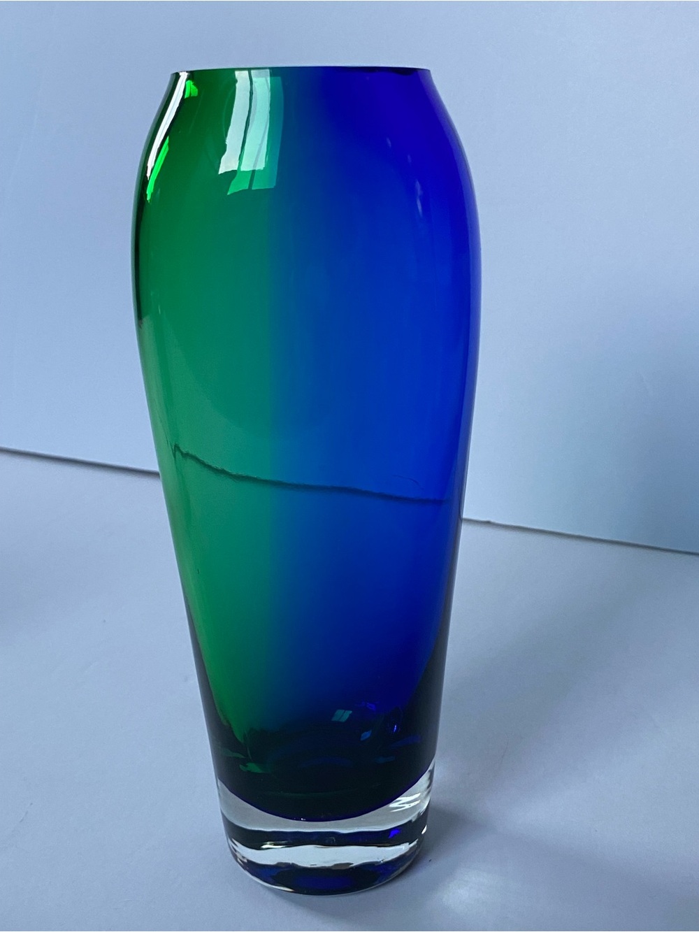 Vintage Blue Green Ombre Vase 8” Tall Hand Blown. Has a Flat Cut Edge top EUC - Picture 2 of 16